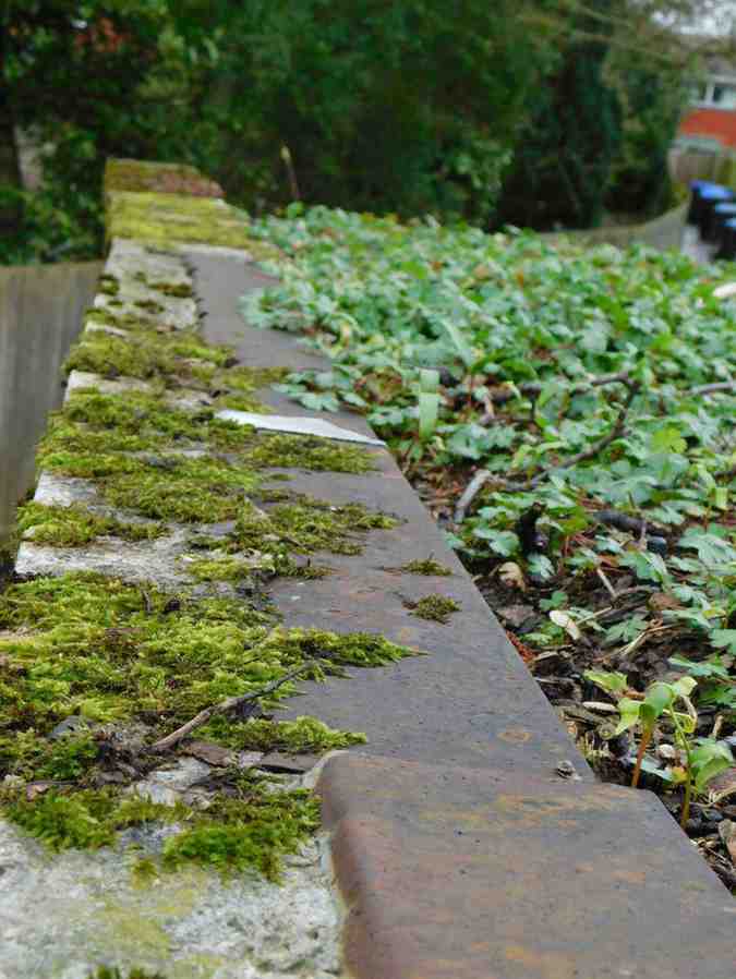 Concrete Battery Garages System b roof and gutter